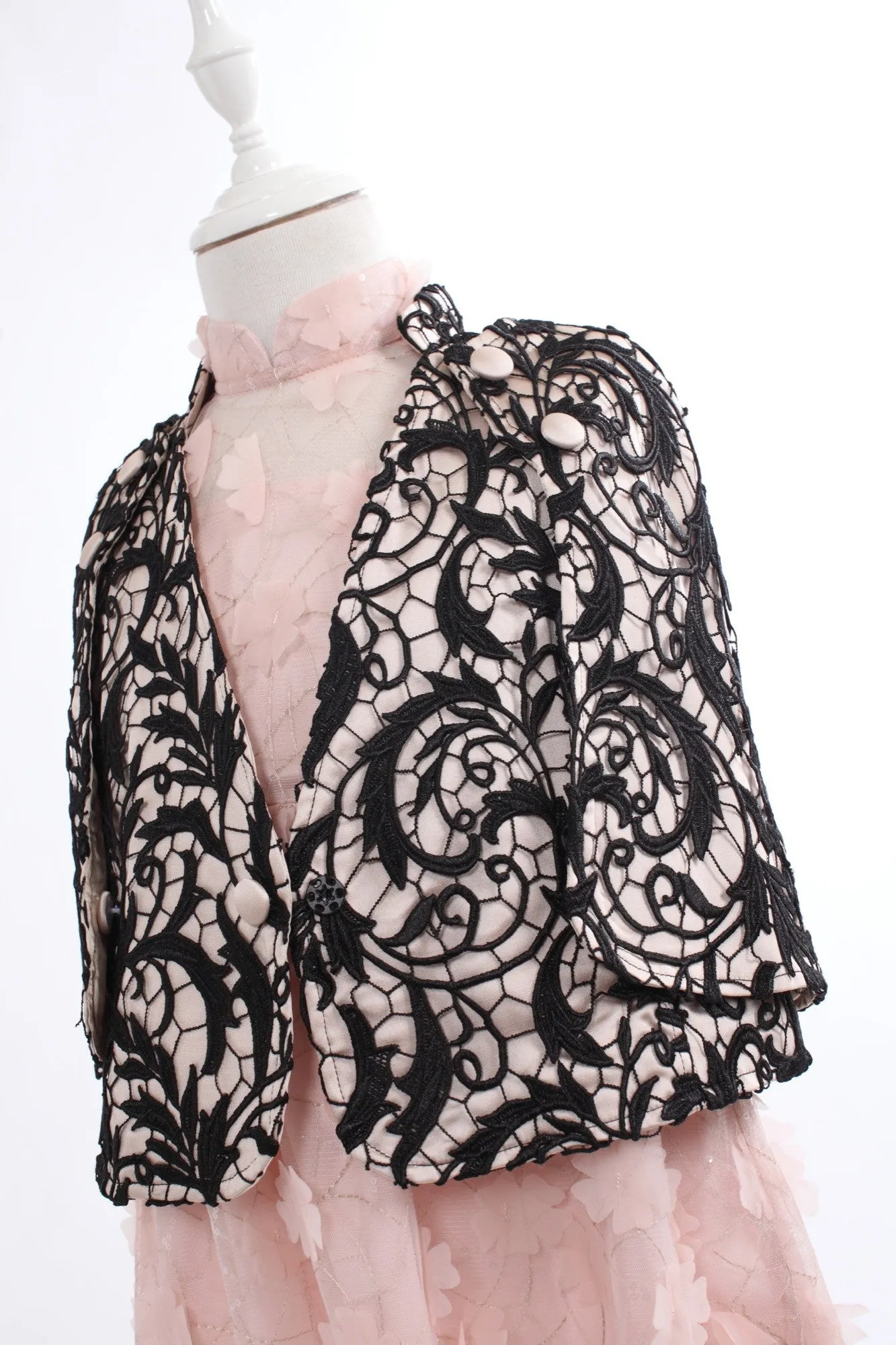 Kids Mao Collar Beige Cape With Black Lace Top Layer
