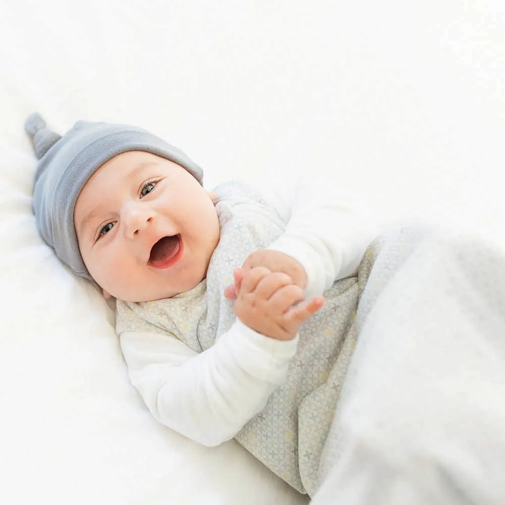 Perlimpinpin Bamboo Knotted Hat - Pebble (6-9 Months)