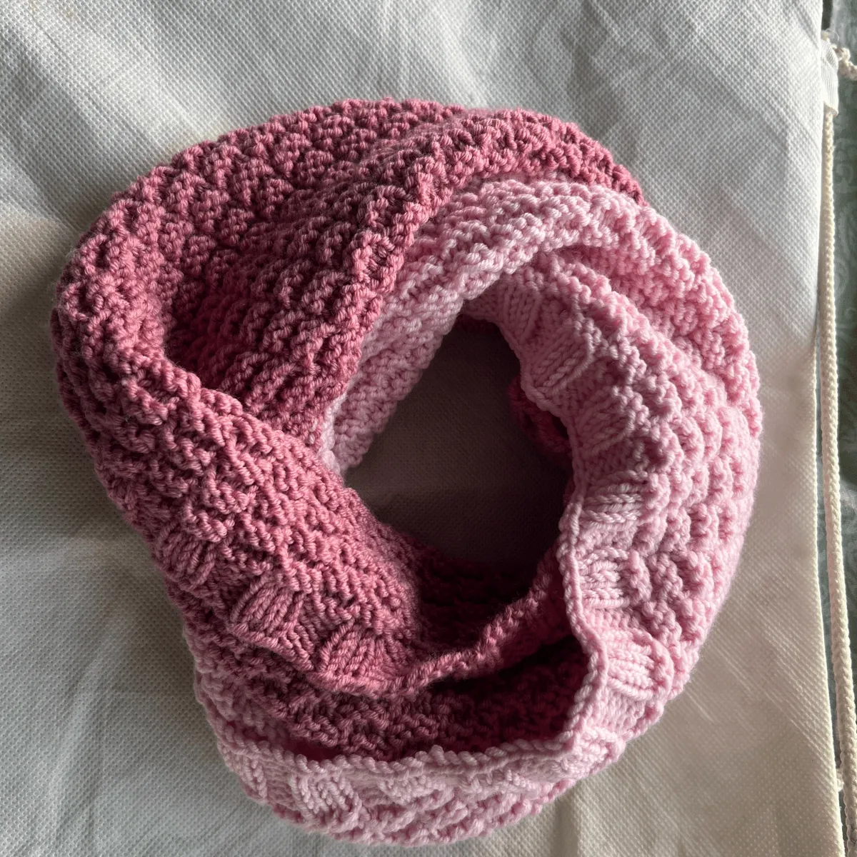 Trendy Merino Wool Balaclava with Twist and Patterned Design
