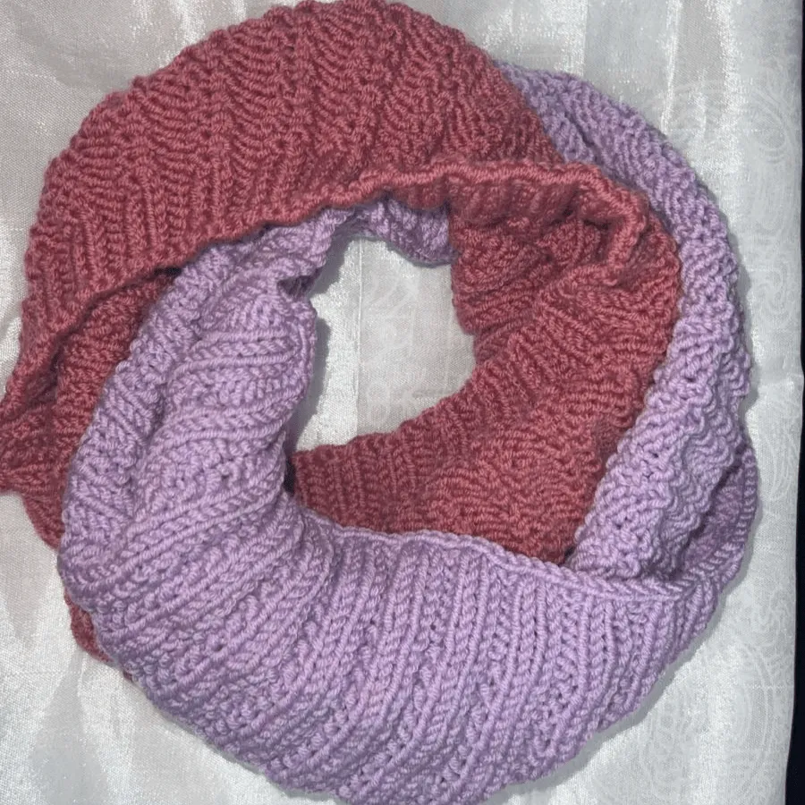 Trendy Merino Wool Balaclava with Twist and Patterned Design