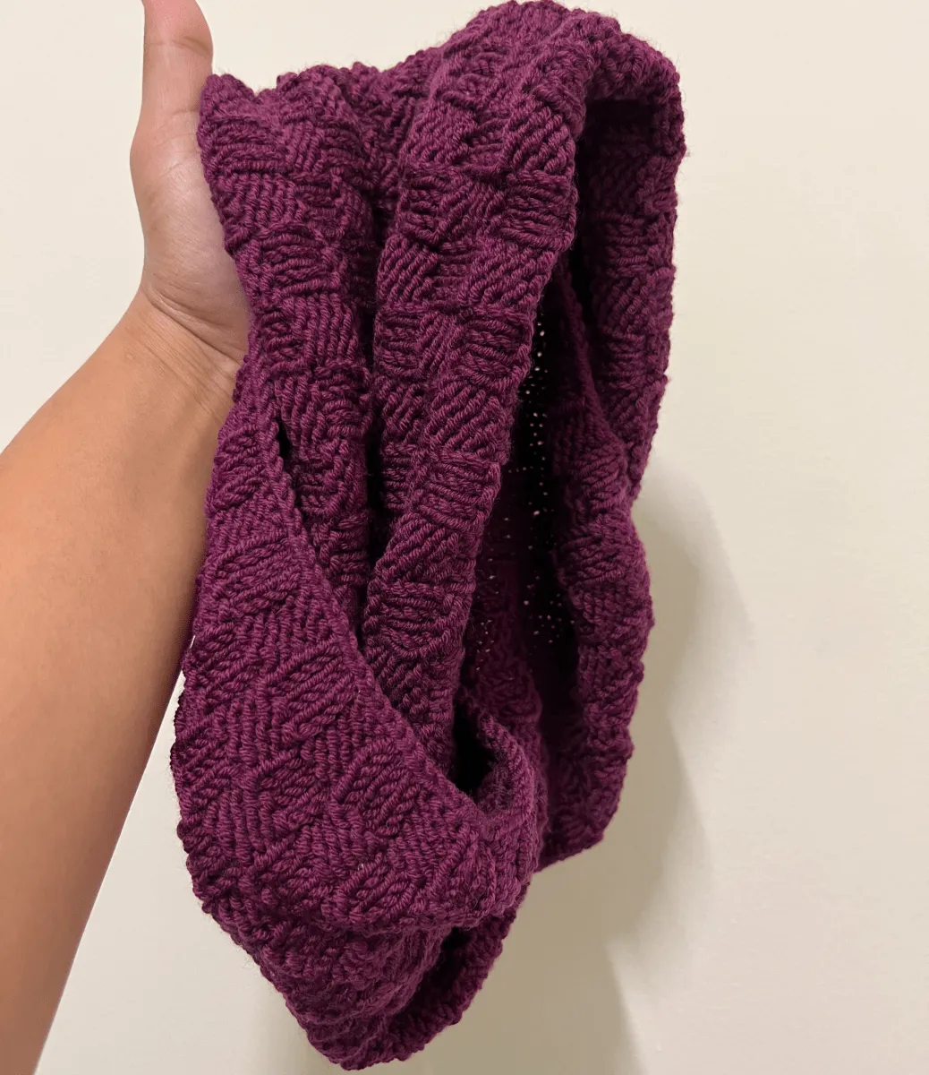 Trendy Merino Wool Balaclava with Twist and Patterned Design