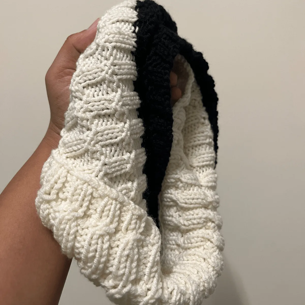 Trendy Merino Wool Balaclava with Twist and Patterned Design