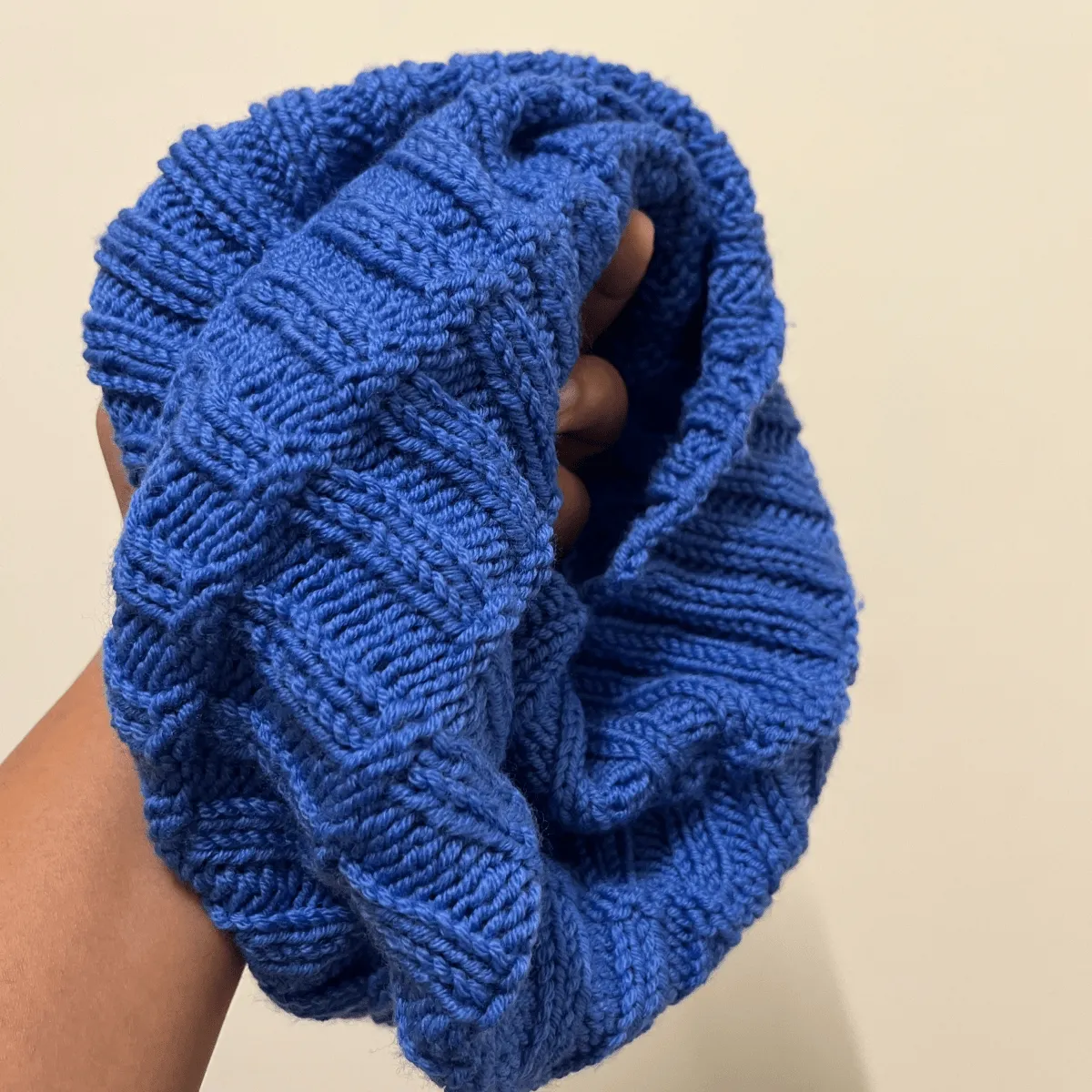 Trendy Merino Wool Balaclava with Twist and Patterned Design