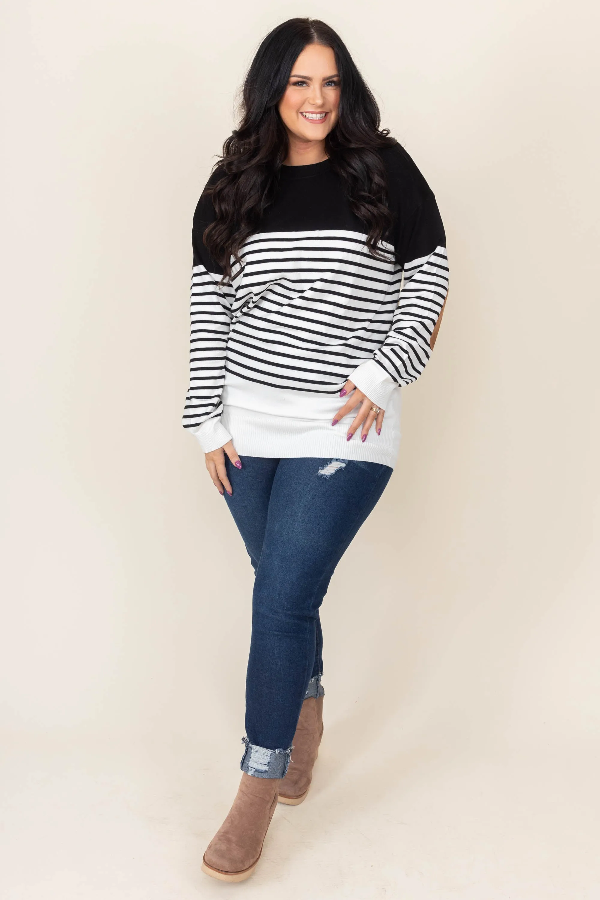 Winters In Cape Cod Sweater, Ivory Black