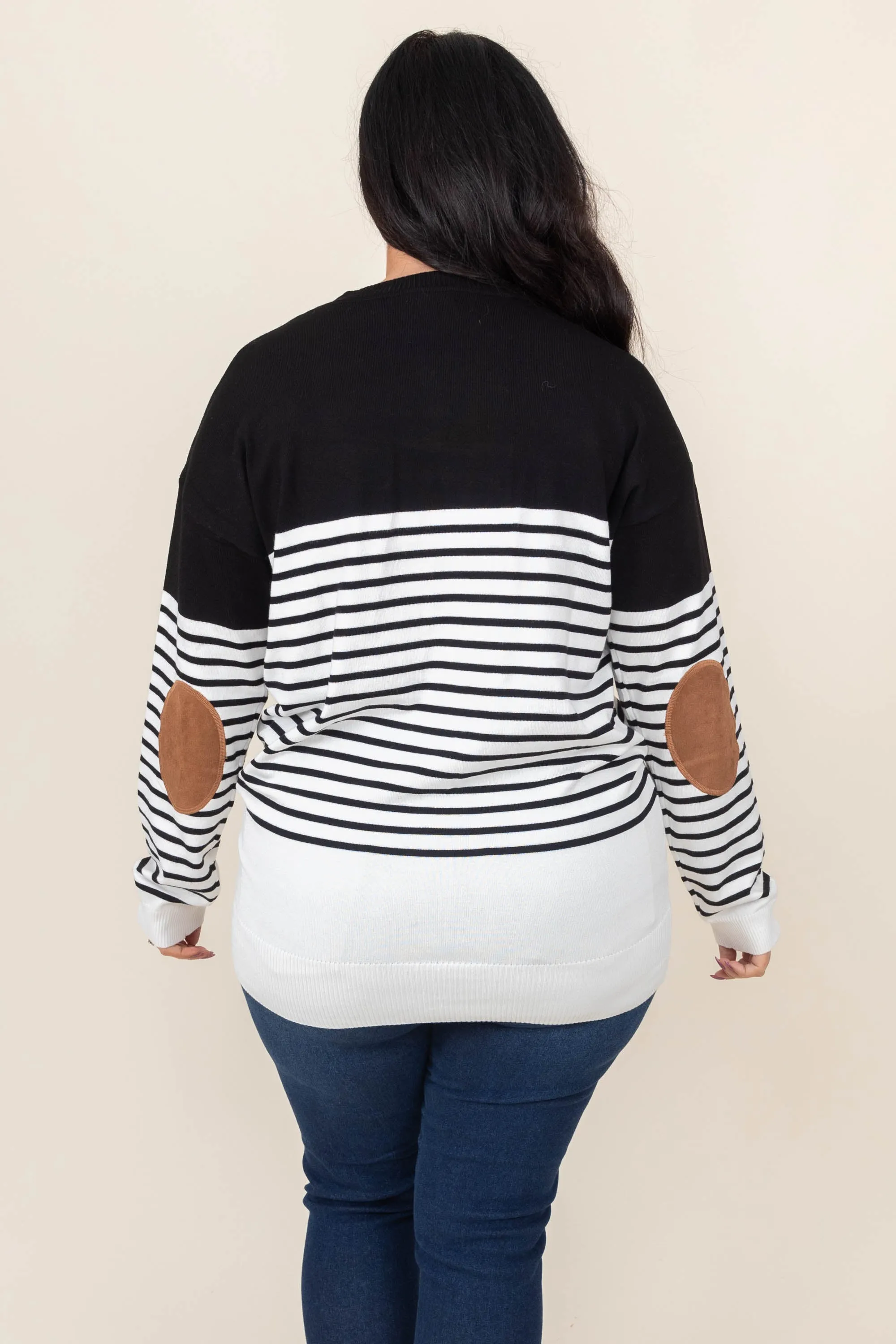 Winters In Cape Cod Sweater, Ivory Black